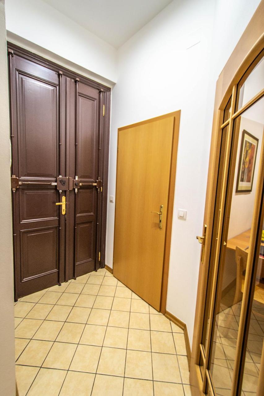 Vojtesska Apartment By Ruterra Prague Ngoại thất bức ảnh