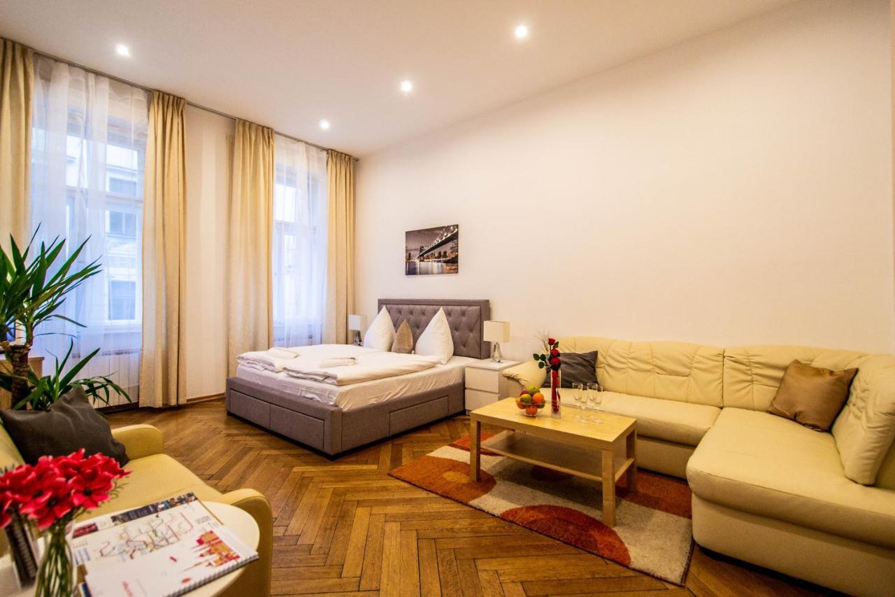 Vojtesska Apartment By Ruterra Prague Ngoại thất bức ảnh